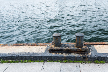 Mooring Bollard.