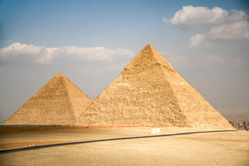 Fototapeta na wymiar The pyramids of Giza in the desert outside Cairo, Egypt