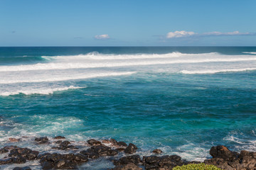 Fototapeta na wymiar Waves Crashing the Scenic Maui Coast