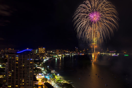 Pattaya International fire work in 2015, Fire work of thailand show.