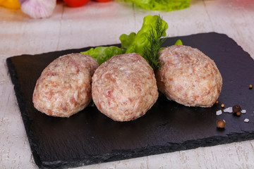 Raw pork cutlet