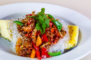 Pineapple with rice noodle and pork