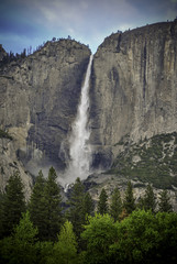  Lower Yosemite Falls
