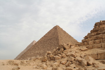 Fototapeta na wymiar The Great Pyramids of Giza and the Spinx