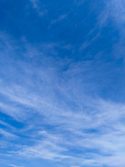 爽やかなはけ雲と青空