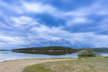 Playa de Pita, en el pantano de Cuerda del Pozo (Vinuesa, Soria - España).