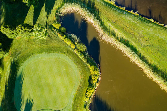 Golf Club - Aerial view - Green & Bunker 