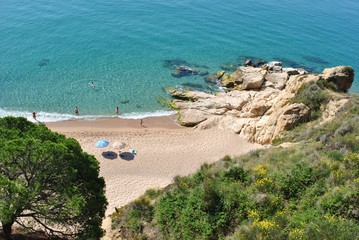 Fototapeta na wymiar Plaże Katalonii, Hiszpania, Morze Śródziemne