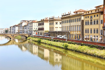 Fototapeta na wymiar landscape of the Arno river in Florence or Firenze city Italy