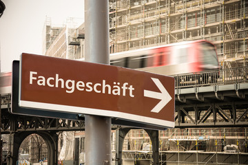 Fototapeta premium Schild 302 - Fachgeschäft