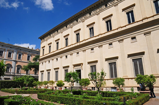 Roma, Villa Farnesina A Trastevere