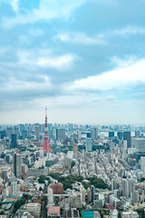 Naklejka premium TOKIO, JAPONIA - 21 czerwca 2018 r .: Tokyo Tower to najwyższa na świecie samonośna stalowa wieża w Tokio w Japonii