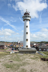 Fototapeta na wymiar Leuchtturm in Egmond aan Zee