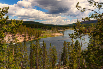 Yellowstone River, Yellowstone National Park, Wyoming, USA