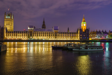 Fototapeta na wymiar Big Ben and Westminster Parliament at night in London, UK