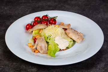 Salad Caesar with chicken