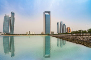 Obraz premium Panoramic view of Abu Dhabi skyscrapers in the United Arab Emirates