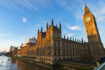 Fototapeta na wymiar Big Ben and Westminster Parliament seen from Westminster Bridge