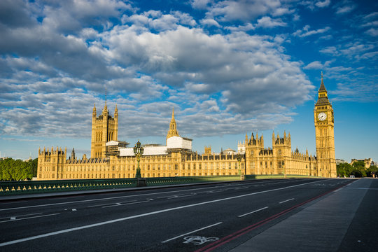 British parliament and Big Ben viewed across Westminster bridge in the morning
