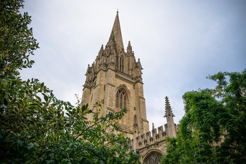 Obraz premium Close up view of tower of St Marys Church in Oxford