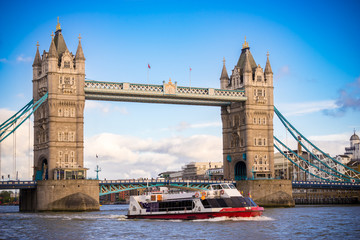 Naklejka na ściany i meble Tower Bridge in London, England 
