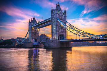 Naklejka premium Tower Bridge at sunrise, London, UK