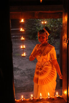 mohiniyattam or dance of the enchantress is the classical dance form of kerala,distinct for the graceful body movements