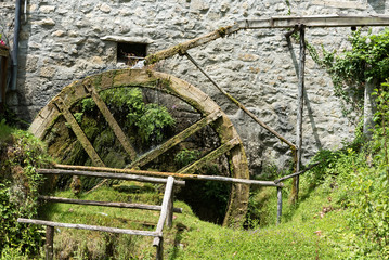 Ancient working water mill © FPWing