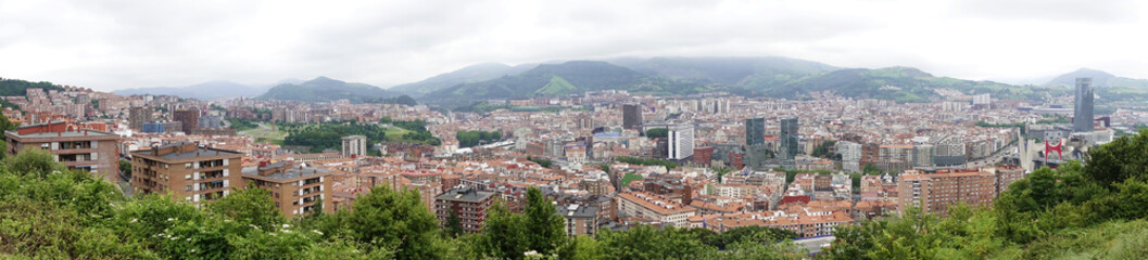 Fototapeta na wymiar Bilbao panoramic views.