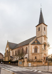 Fototapeta na wymiar Church in Petingen