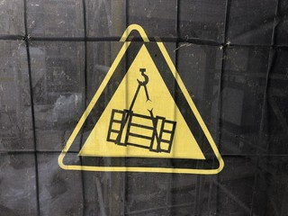 Warnschilder Baustelle Kran, Kranhinweis