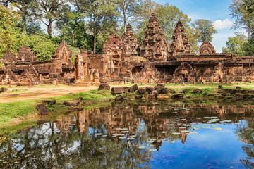 Fototapeta na wymiar Banteay Srei Temple red sandstone temple in Angkor, Cambodia.