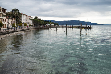 Fototapeta na wymiar Cozy places on a Garda Lake