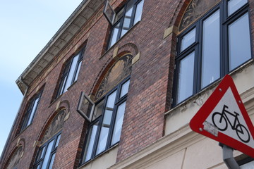 Obraz premium cafe with open windows