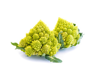 Romanesco isoliert freigestellt auf weißen Hintergrund, Freisteller
