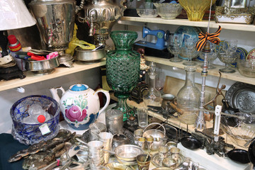 Home goods at the flea market