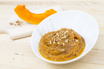 pumpkin oatmeal with nut and cinnamon