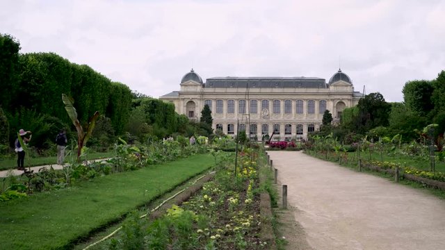 Botanical garden in Paris. The exterior of the Great Evolution Galery