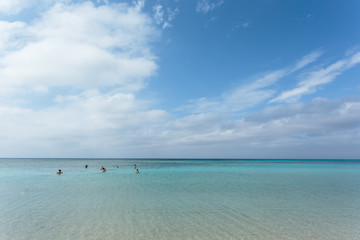 沖縄、最南端の波照間島・ニシ浜