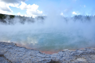 wai-o-tapu rotorua geysir vulkanischer park