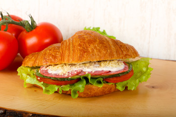 Croissant with salami