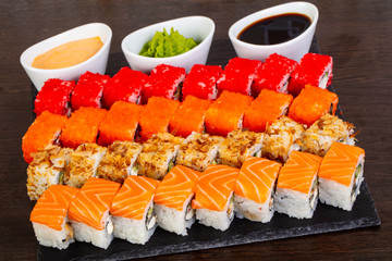 Delicious California and Philadelphia set