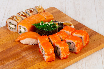 Traditional sushi set