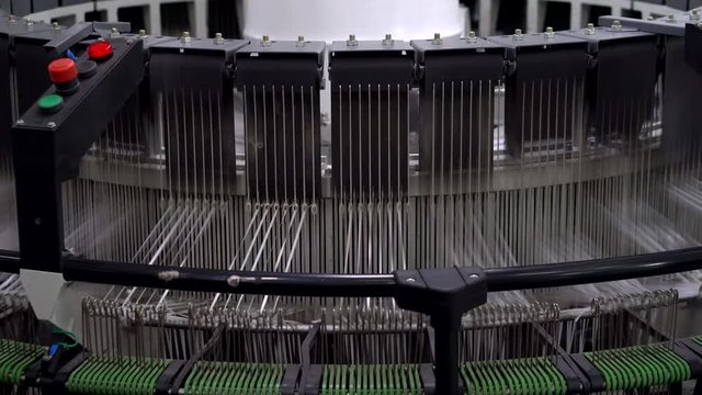  Circular loom: specifies the density and width of the weave. drum for winding sleeves of woven polypropylene yarns. production line of polypropylene bags for food and non-food bulk goods. PP bag