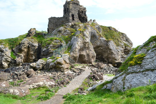 Kinbane Castle - Causeway White Head 