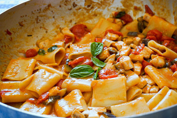 Paccheri pesce spada e melanzane