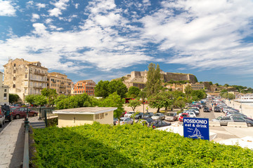 Obraz premium coflu city view from fortress spring , greece
