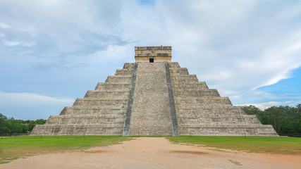 Amazing Kukulkan pyramid in Chichen Itza, Mexico