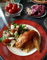 Chicken wing with vegetable salad, delicious breakfast, lunch, dinner.