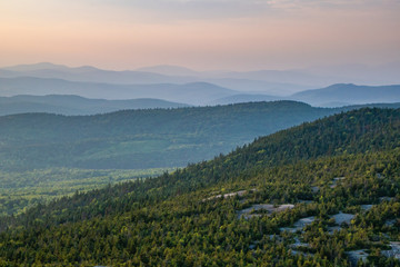 Fototapeta na wymiar Beautiful sweeping New England mountain view at dusk 